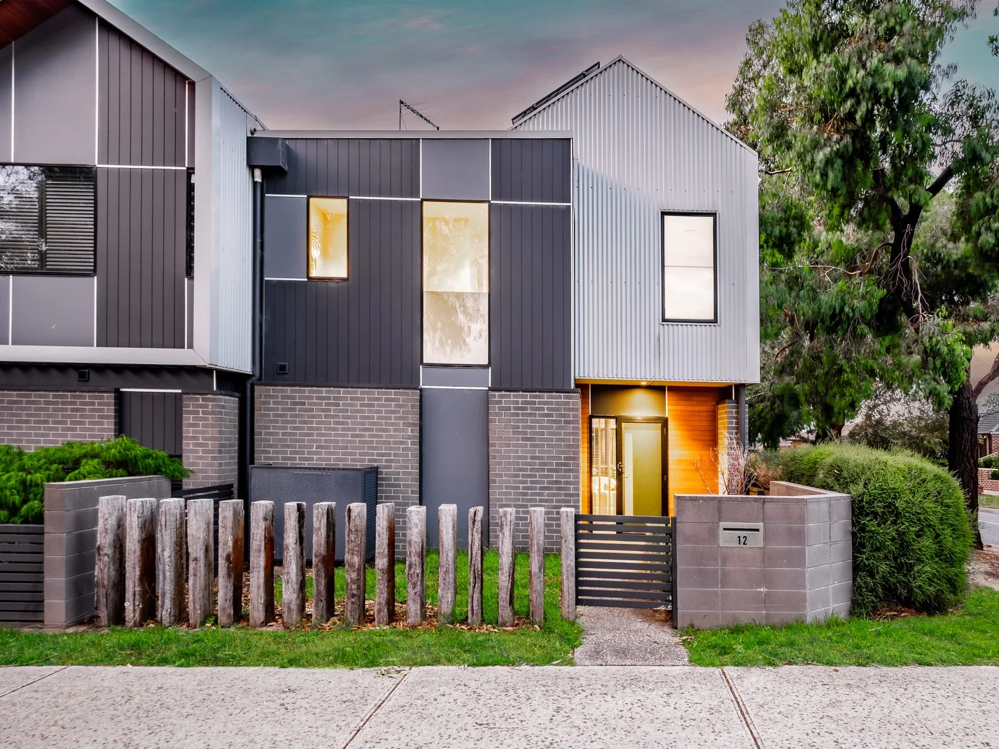 12 Alarah Boulevard, Cranbourne West VIC 3977