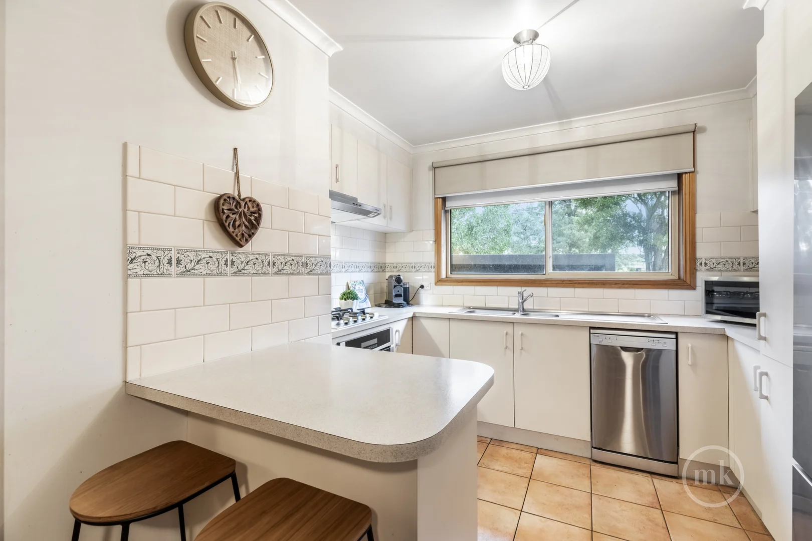 Additional image 3 of 1/11 Graeme Avenue, Montmorency VIC 3094