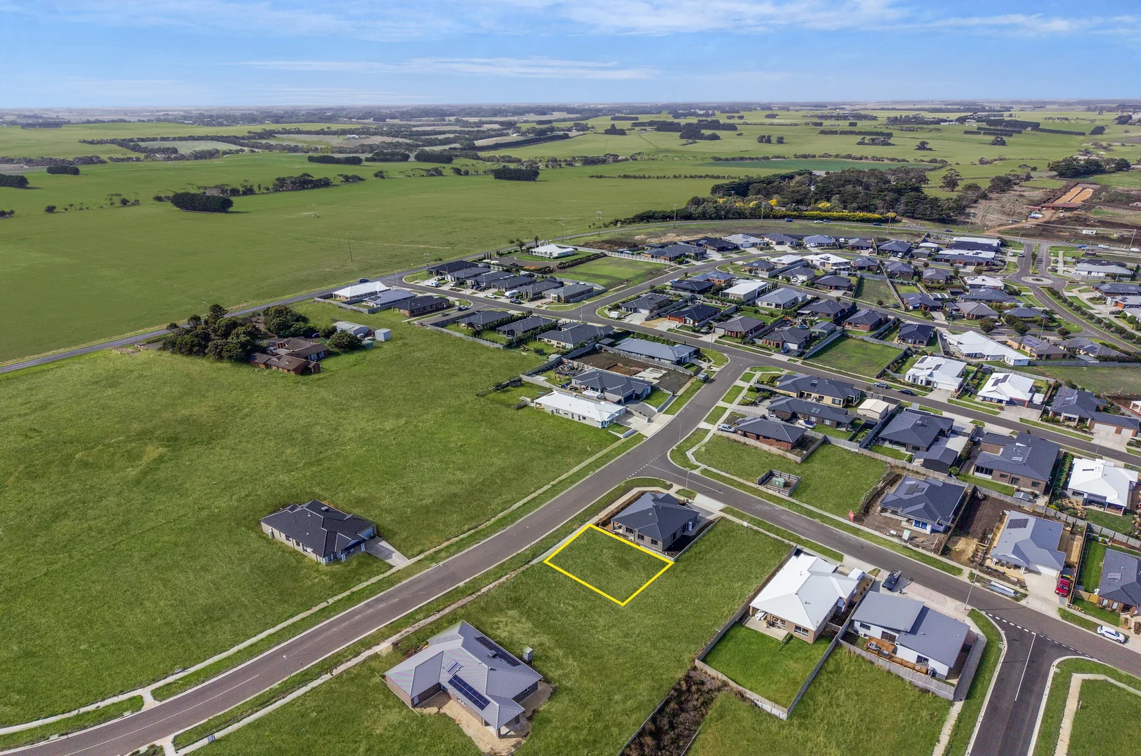 11 Benson Drive, Warrnambool VIC 3280 photo 4