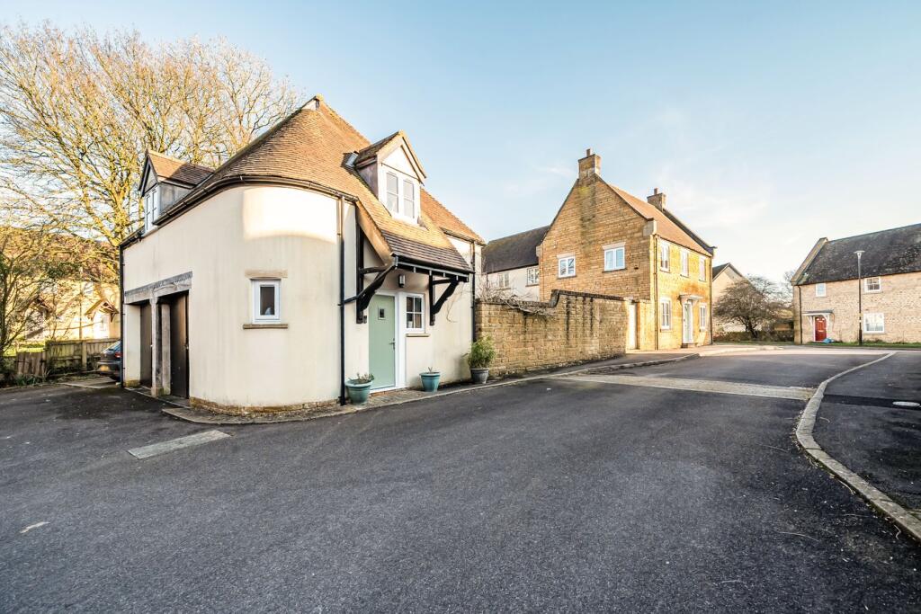 Blackberry Close, Shepton Mallet, BA4