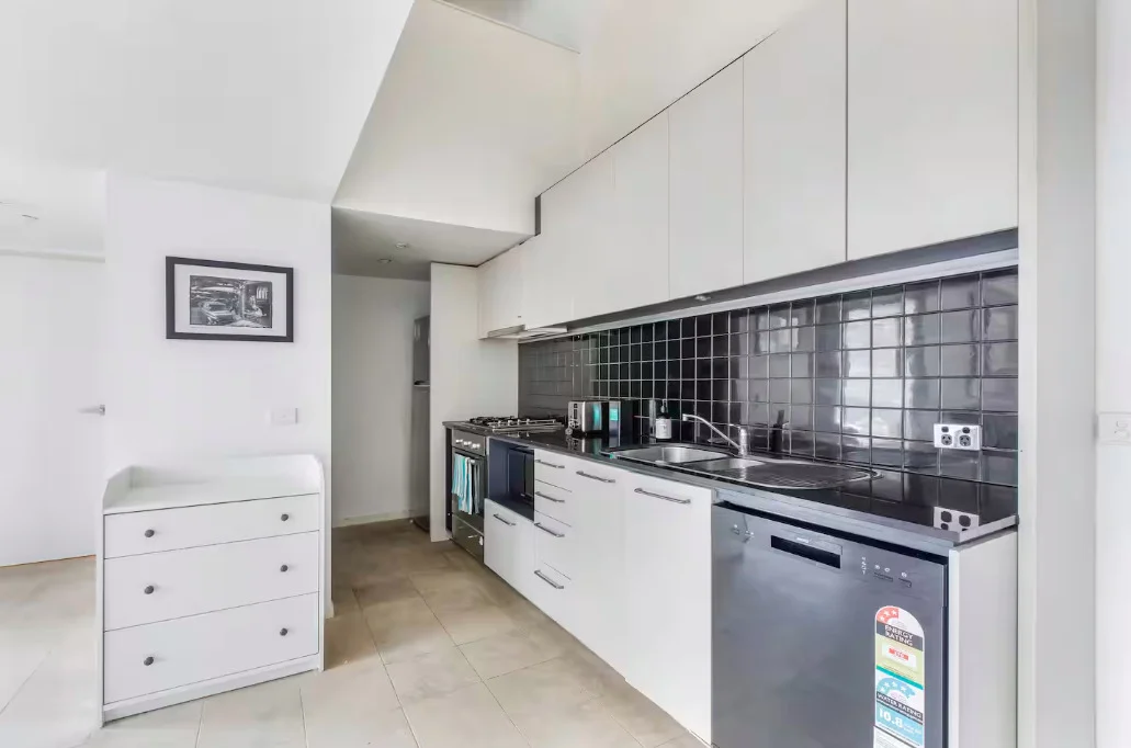 Additional image 9 of 305/118 Russell Street, Melbourne VIC 3000