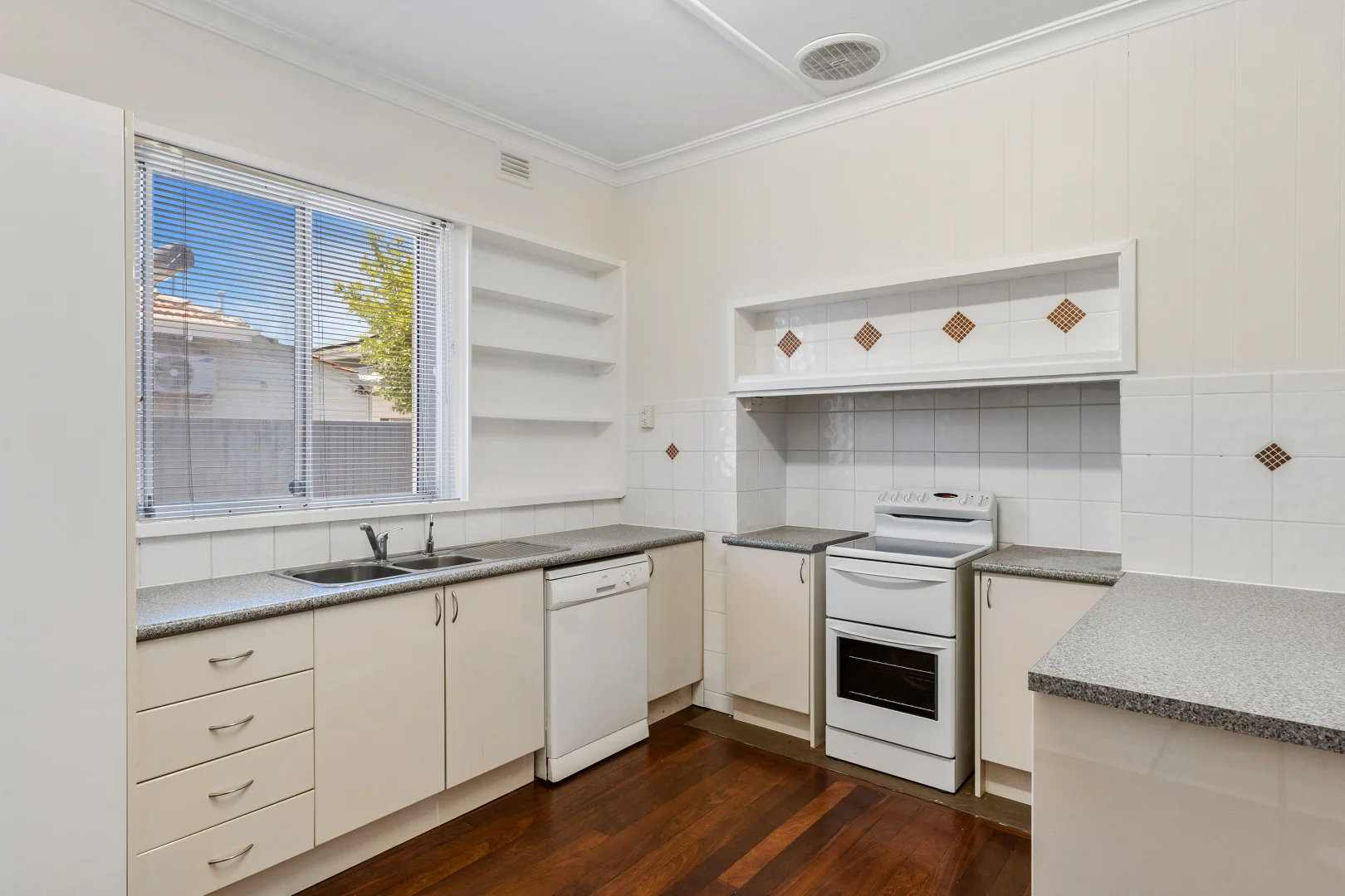 Additional image 12 of 54 Alfred Road, Claremont WA 6010