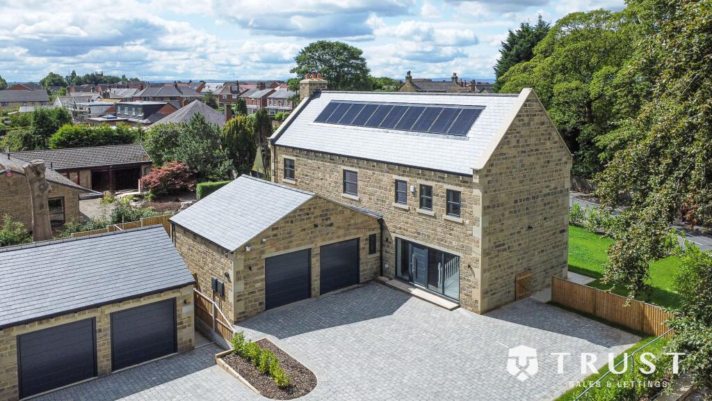 West Lane, Gomersal, BD19