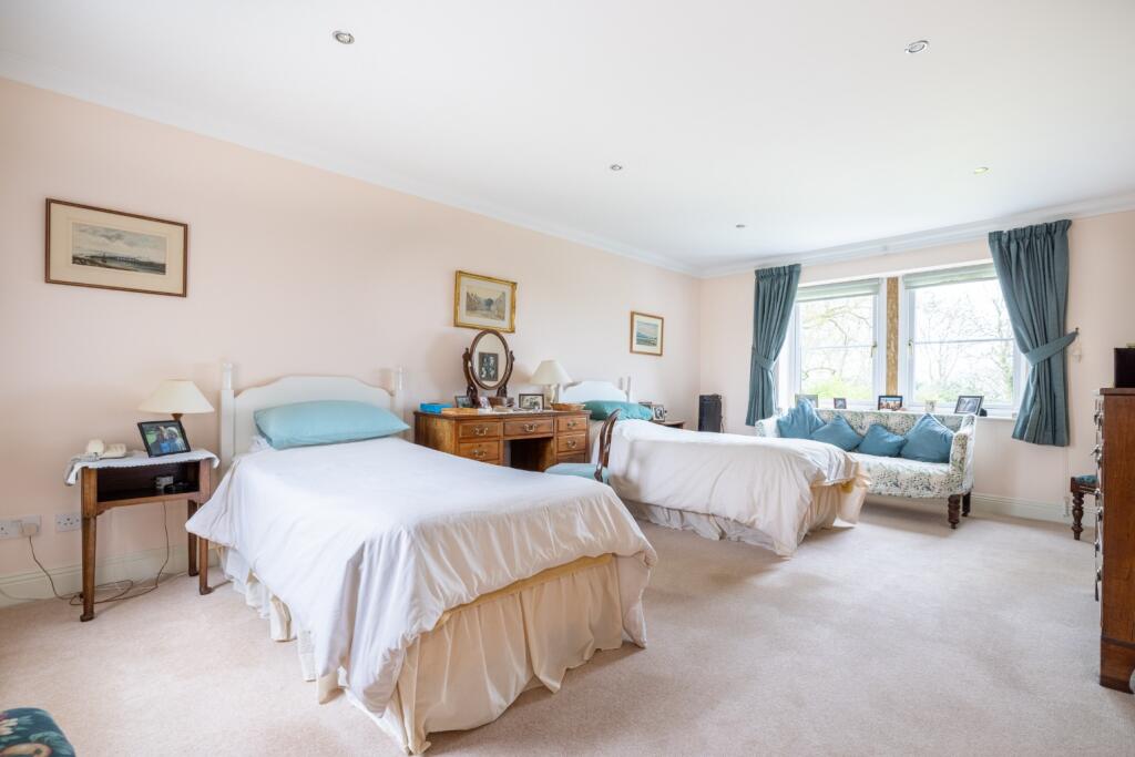 Additional image 13 of Priorygate Court, Castle Cary, Somerset, BA7