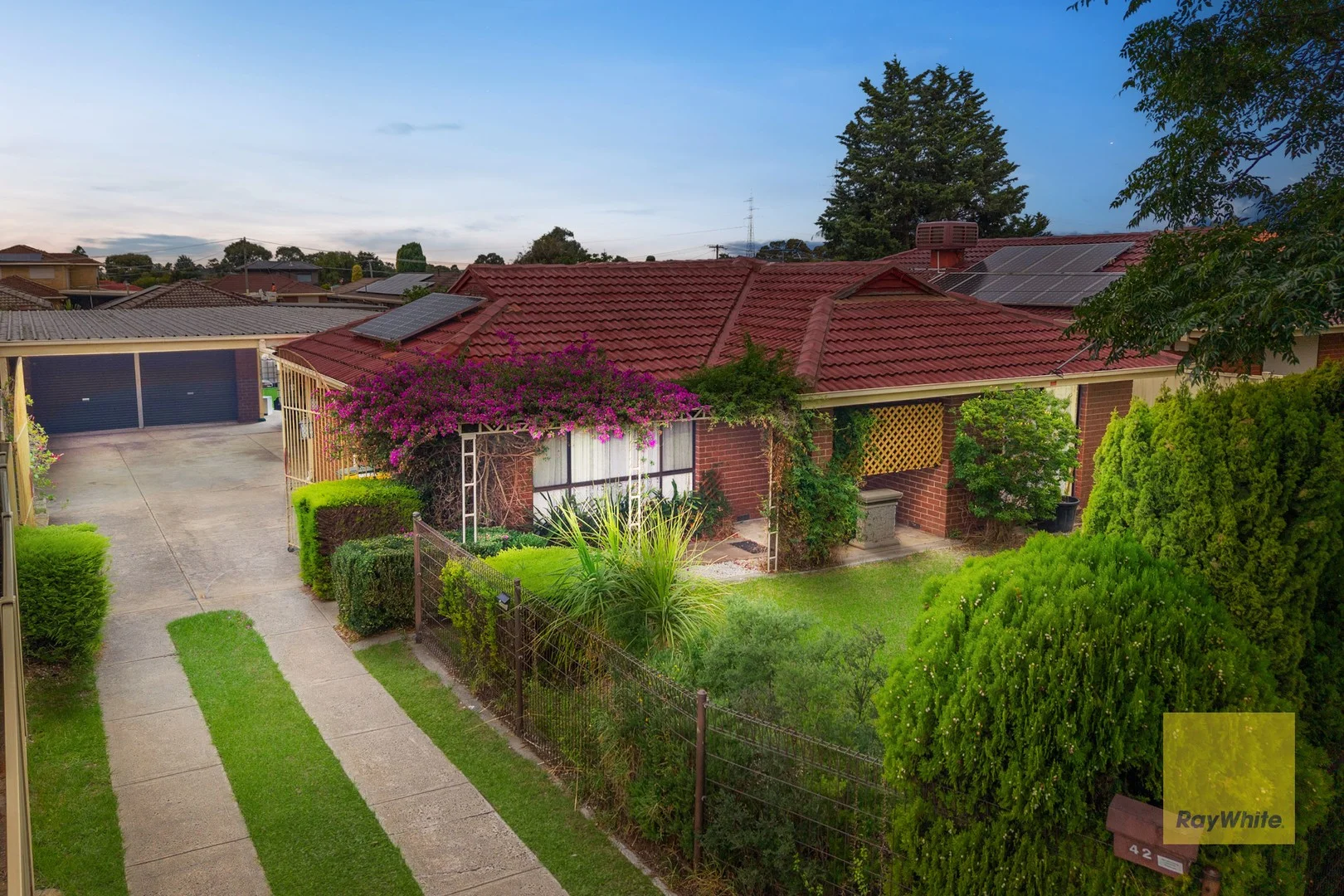 42 Aycliffe Drive, Deer Park VIC 3023