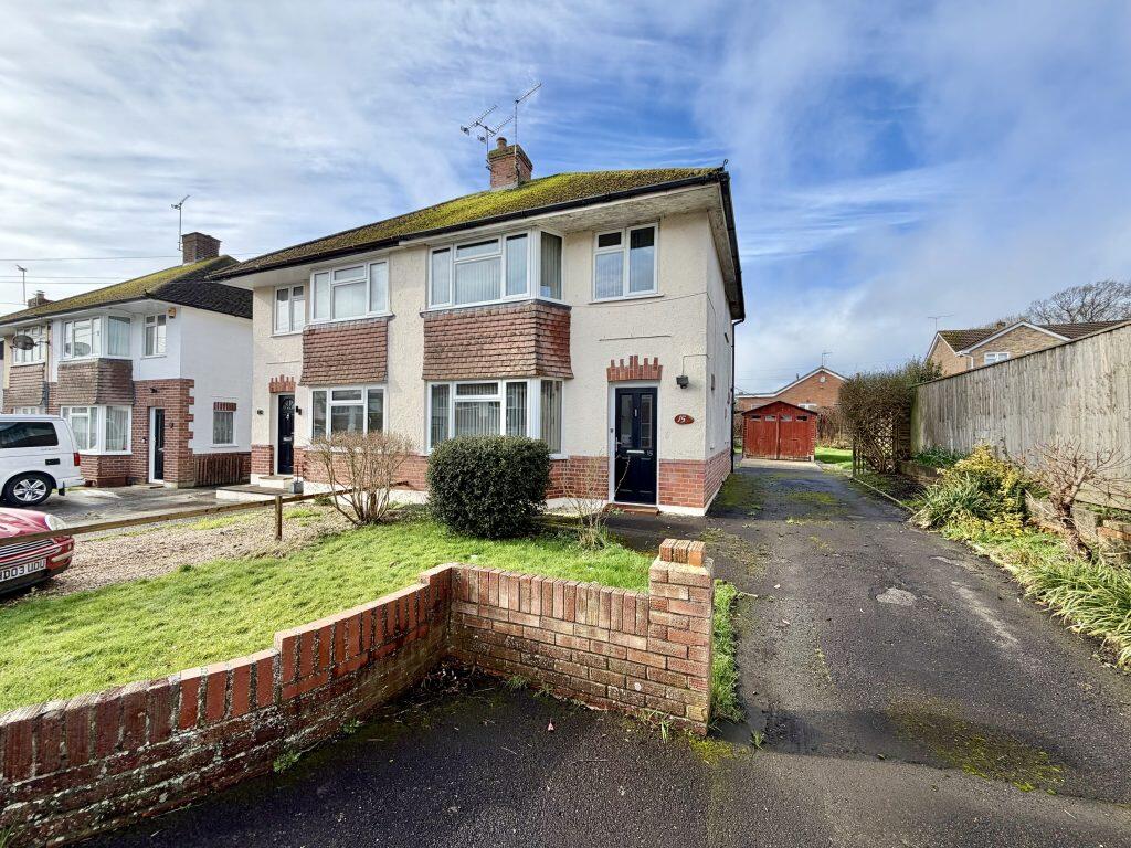 Albert Close, Yeovil, Somerset, BA21