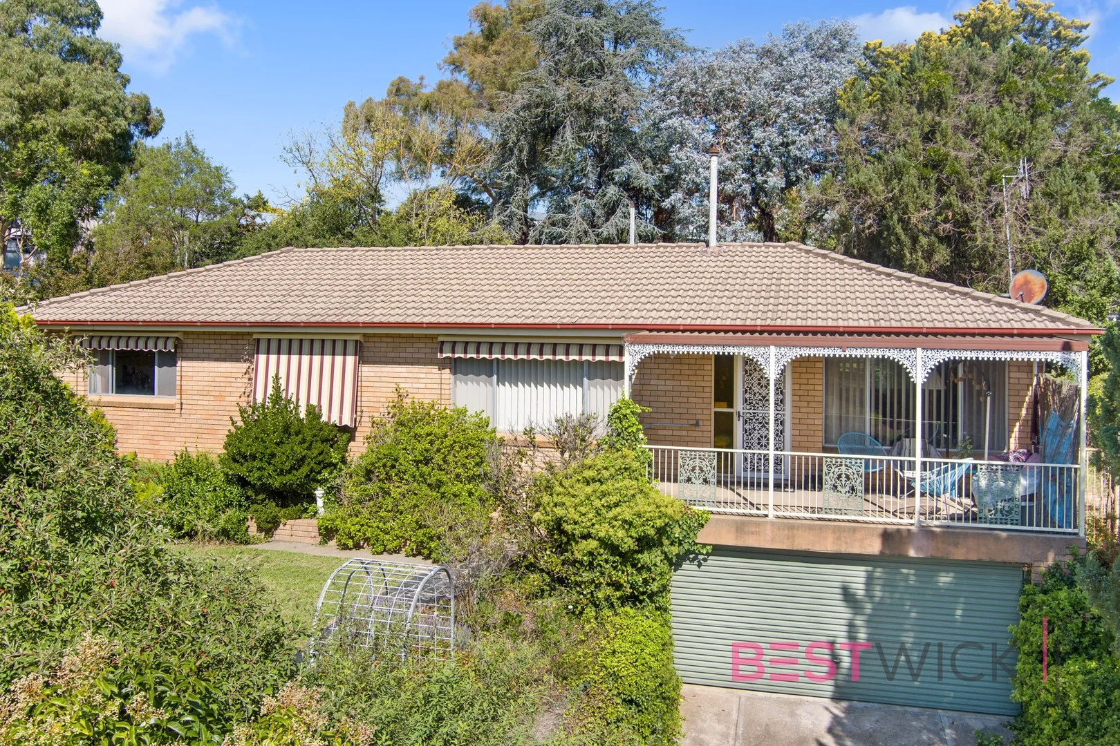 16 Casey Circuit, West Bathurst NSW 2795