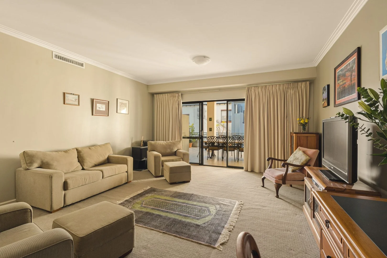Additional image 17 of 2/22 Kensington Street, East Perth WA 6004