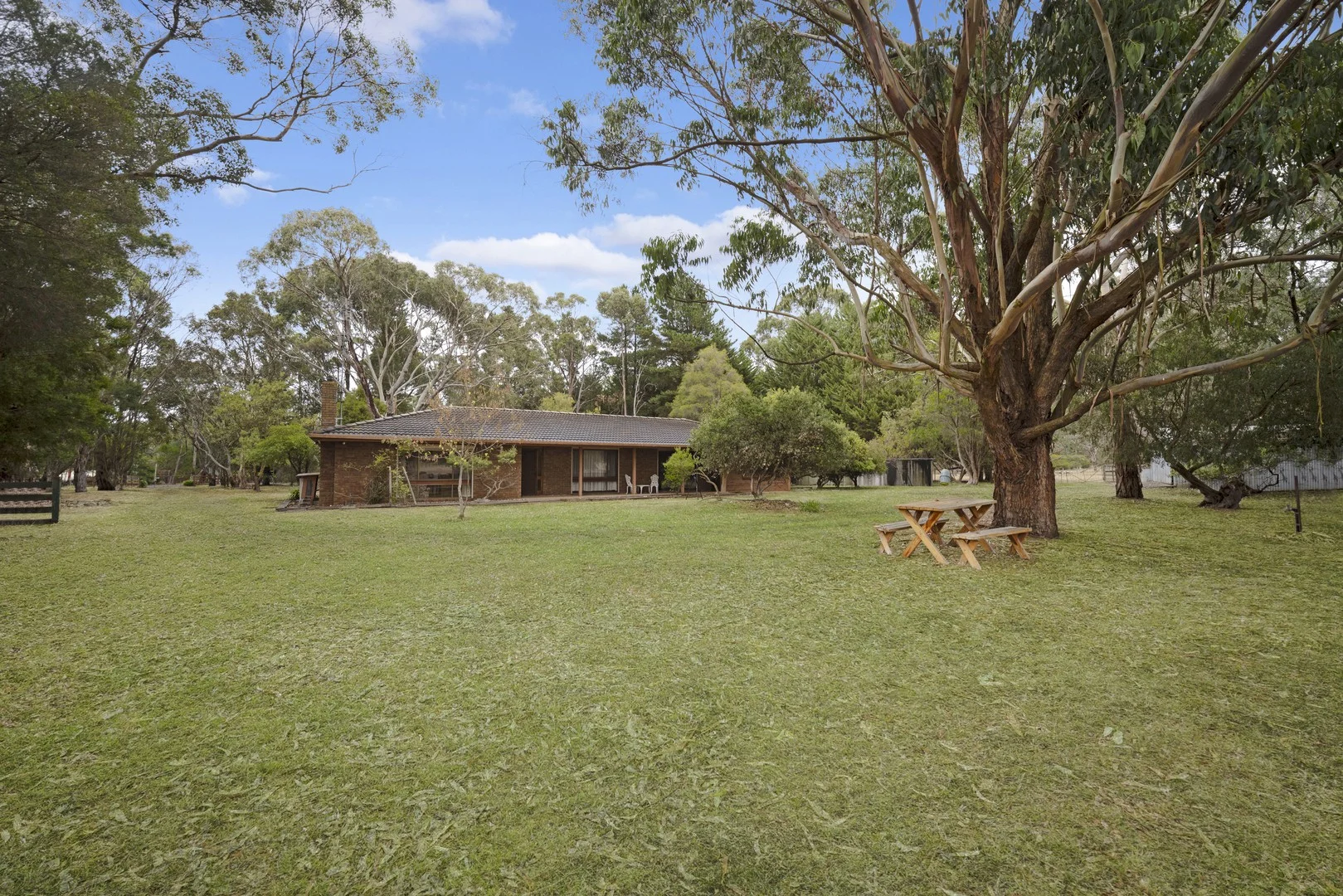 58 E Gibbons Road, Hamilton VIC 3300