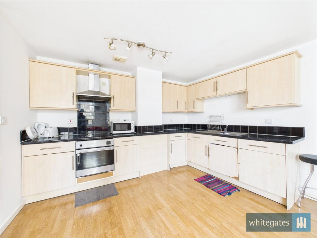 Broadway, Bradford, West Yorkshire, BD1 photo 3