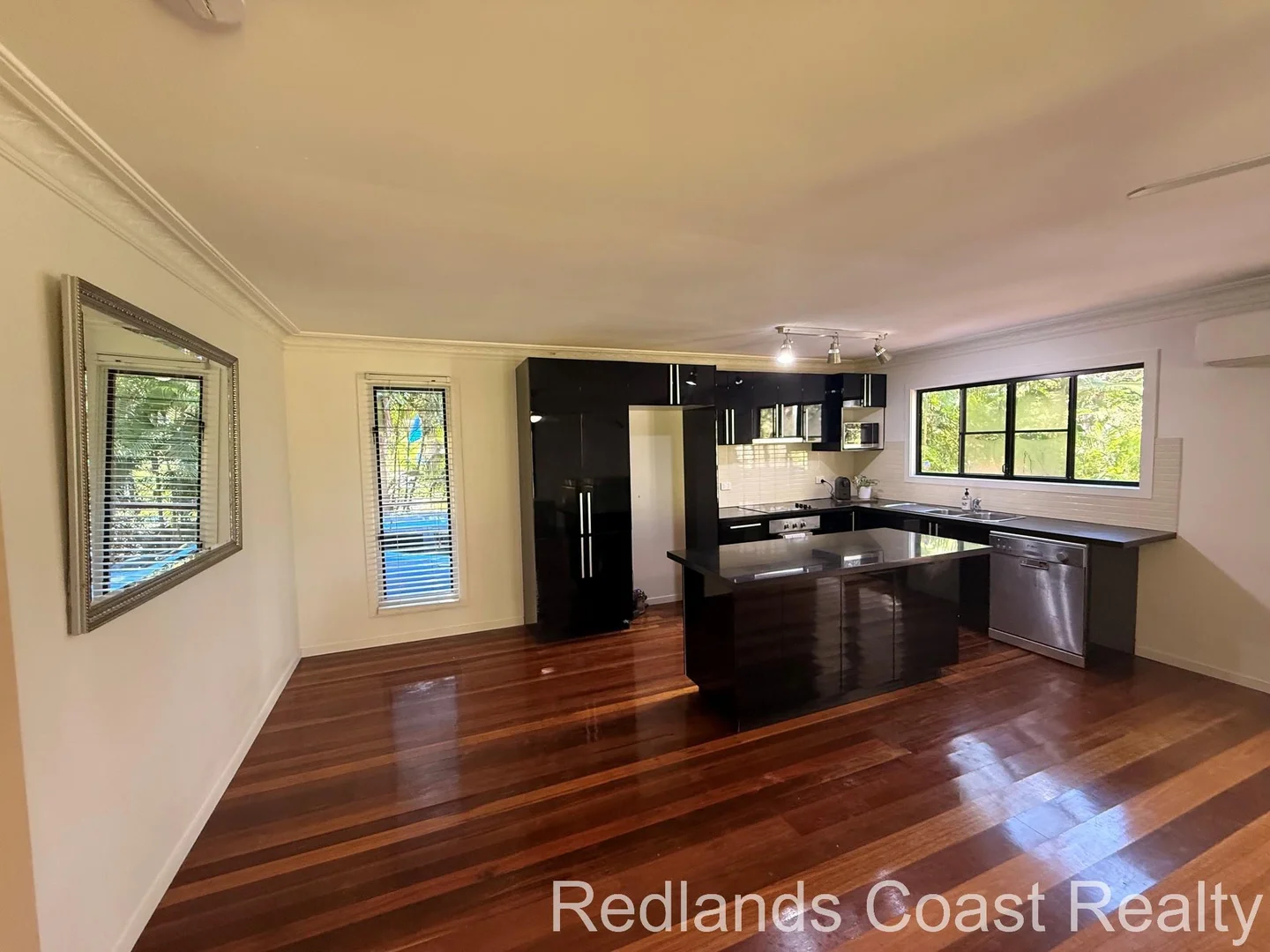 Additional image 3 of 19 Nectar Street, Lamb Island QLD 4184