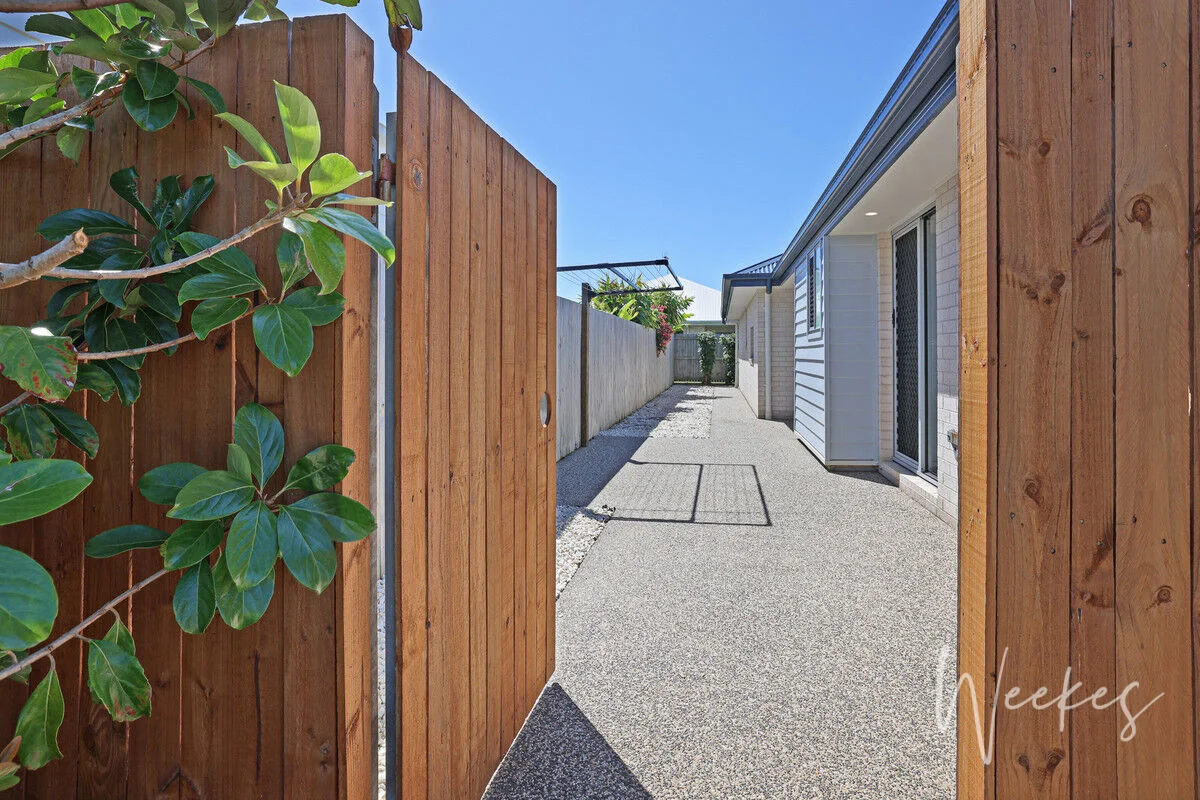 Additional image 29 of 15 Headlands Esplanade, Innes Park QLD 4670
