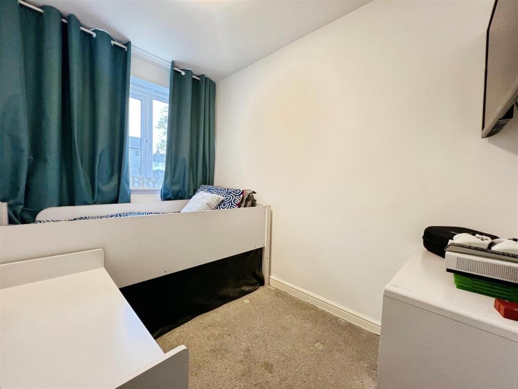 Additional image 15 of Blackthorne Close, Bradford, BD2 3DZ