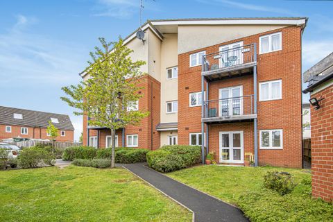 Desborough Crescent, Rose Hill OX4