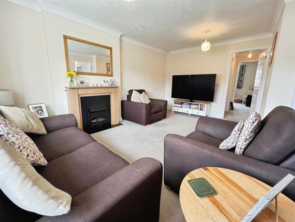 Additional image 3 of Hazelcroft, Bradford, BD2 3TH