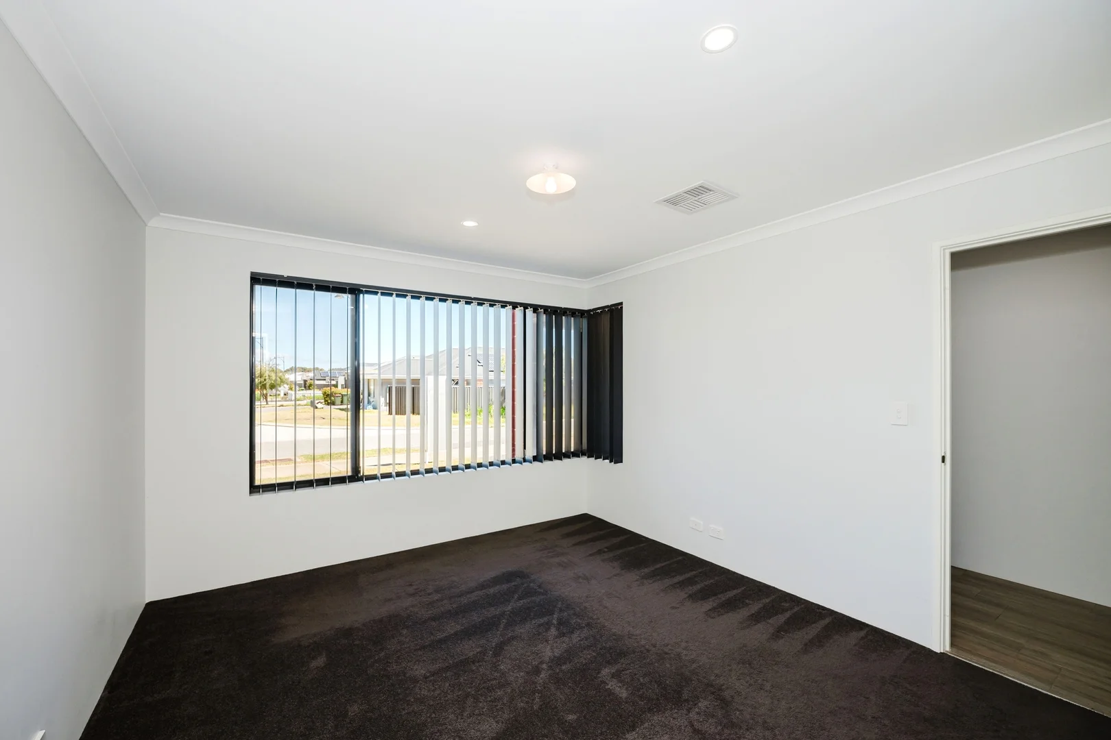 Additional image 4 of 45 Mandalay Bend, Secret Harbour WA 6173