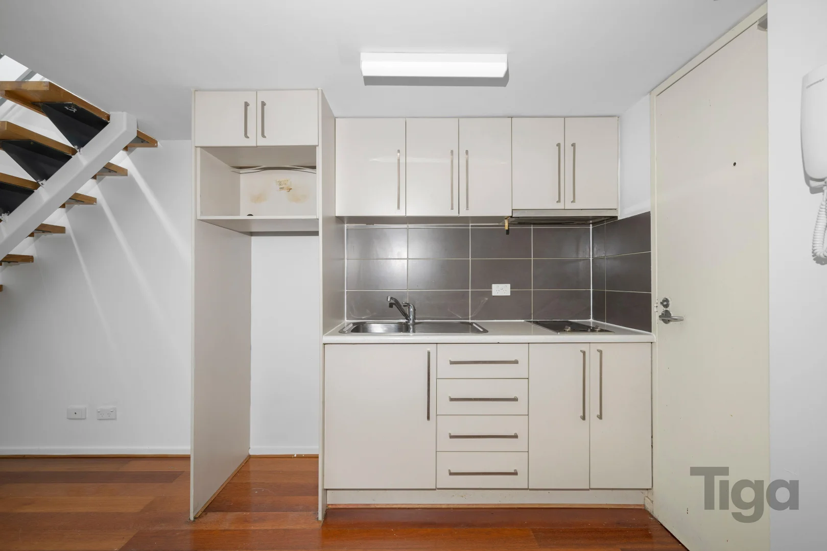 Additional image 2 of 202/302-304 Little Lonsdale Street, Melbourne VIC 3000