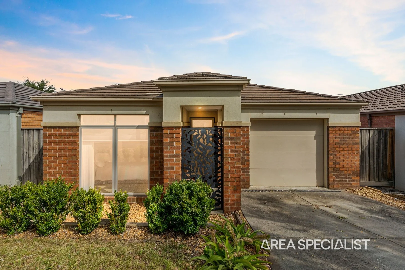 30 Kimberley Grove, Pakenham VIC 3810