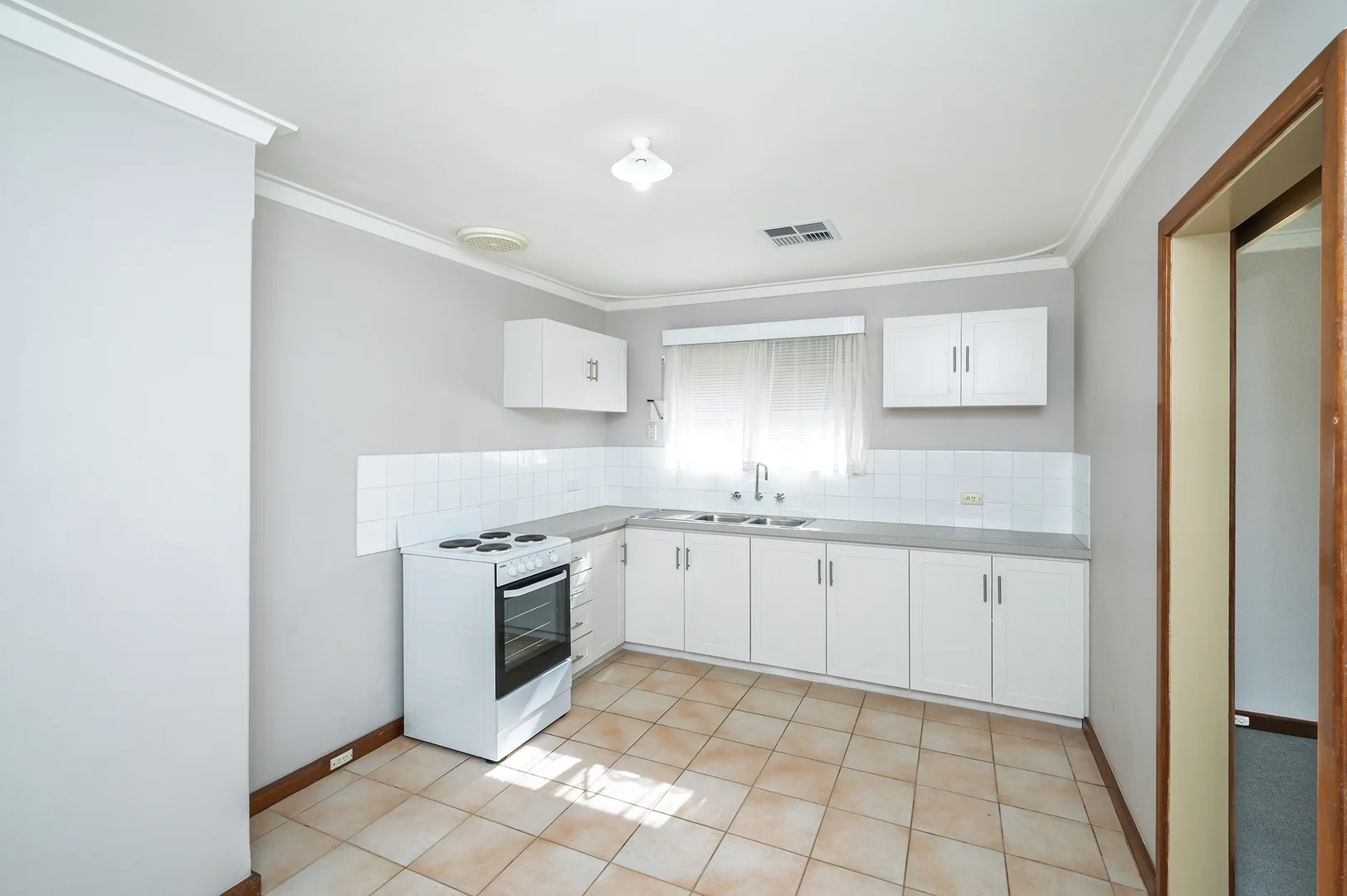 9A Bertram Street, Dianella WA 6059 photo 4
