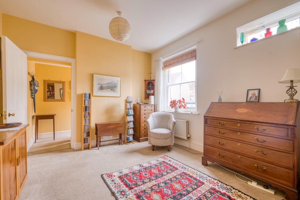 Townhouse, Southover, central Wells photo 5