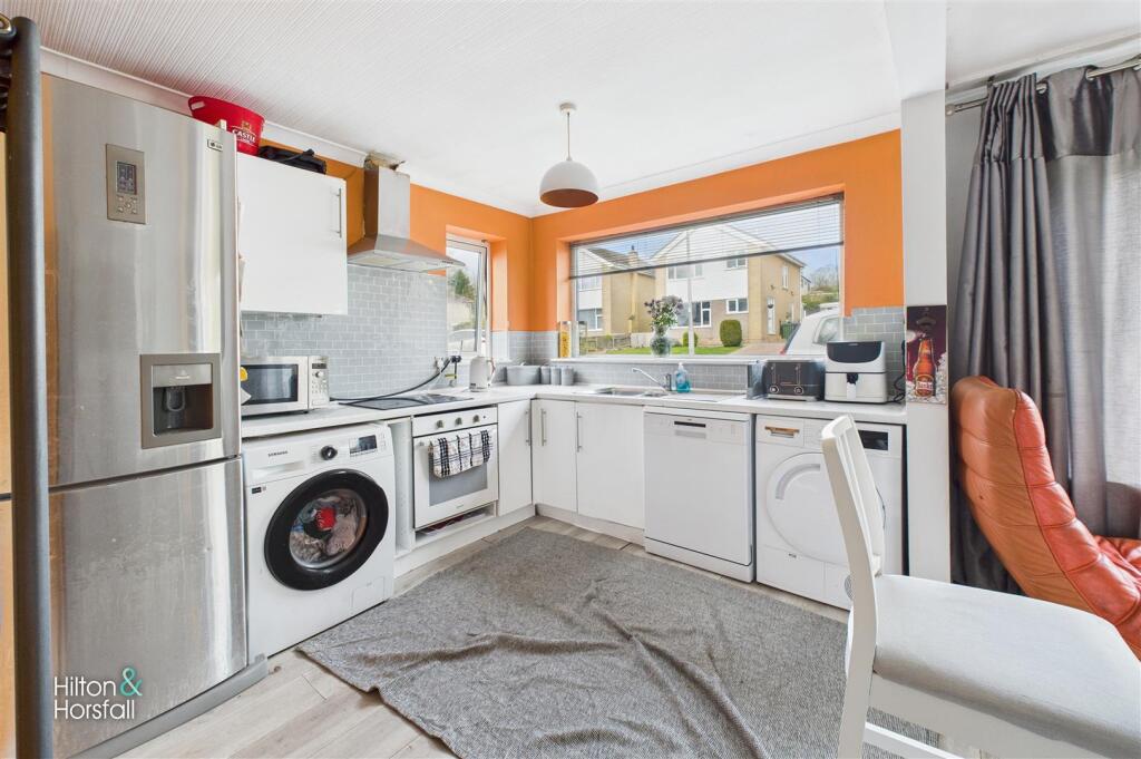 Appleby Drive, Barrowford photo 3
