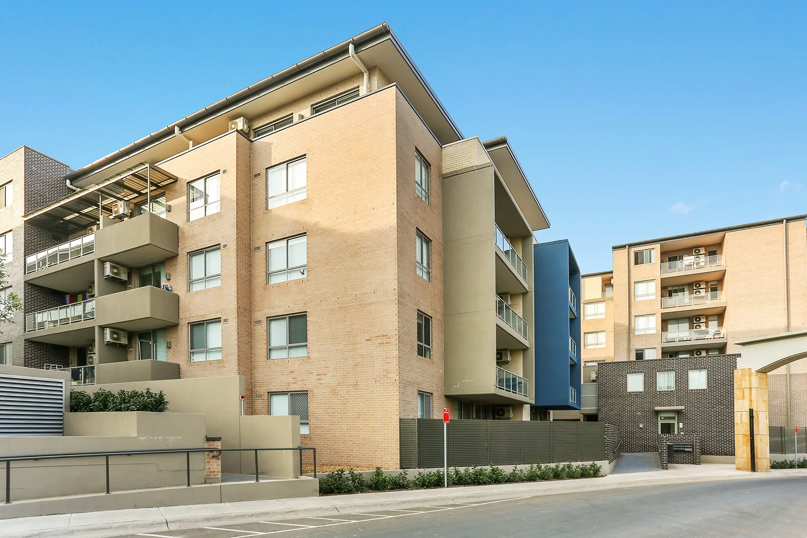 Additional image 14 of O402/81-86 Courallie Avenue, Homebush West NSW 2140