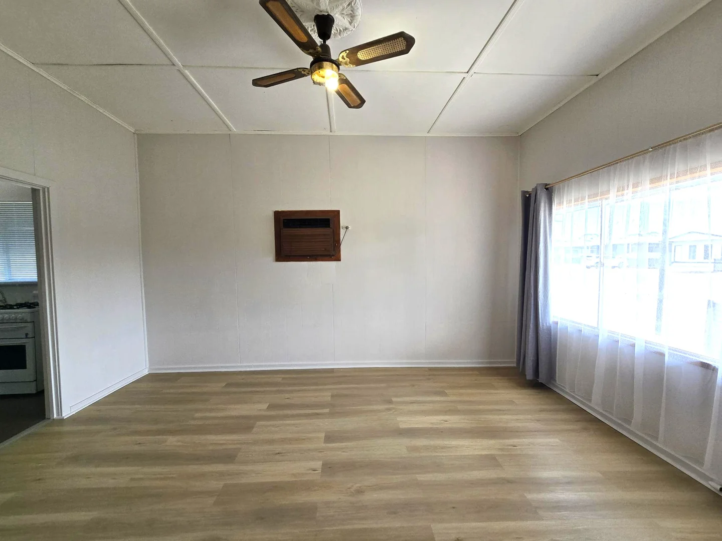 66 Vardon Terrace, Lameroo SA 5302 photo 3