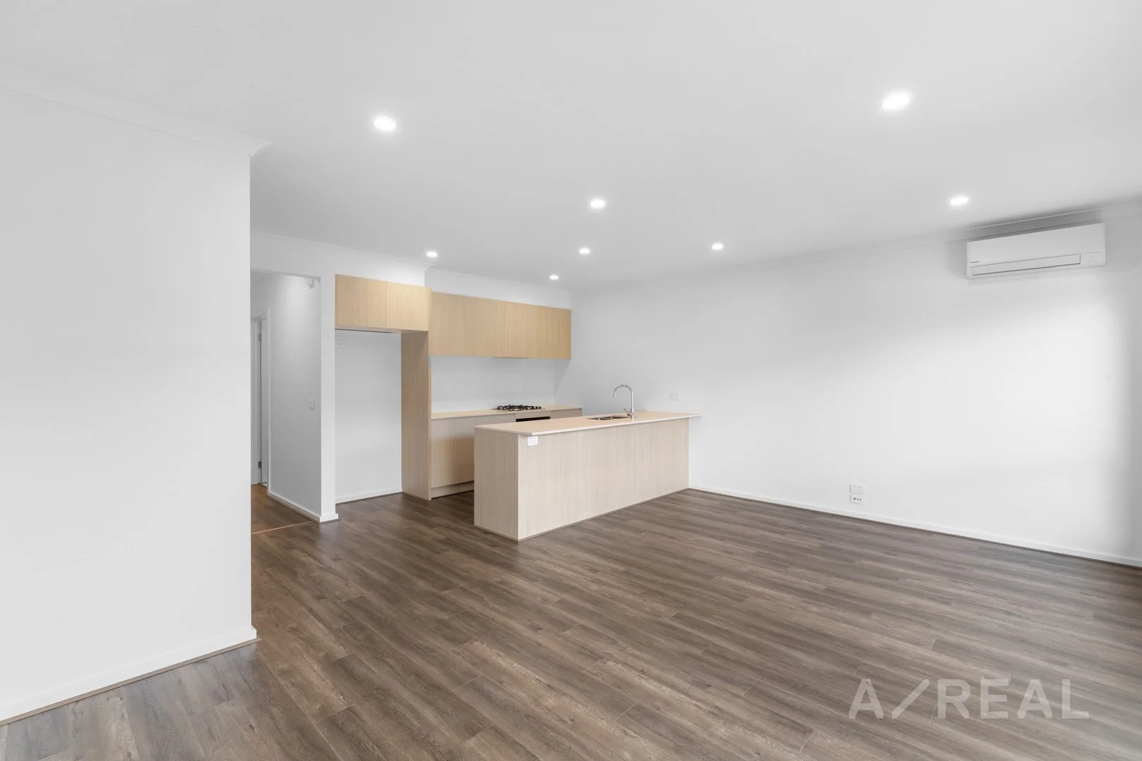 45 Cultura Walk, Cranbourne West VIC 3977