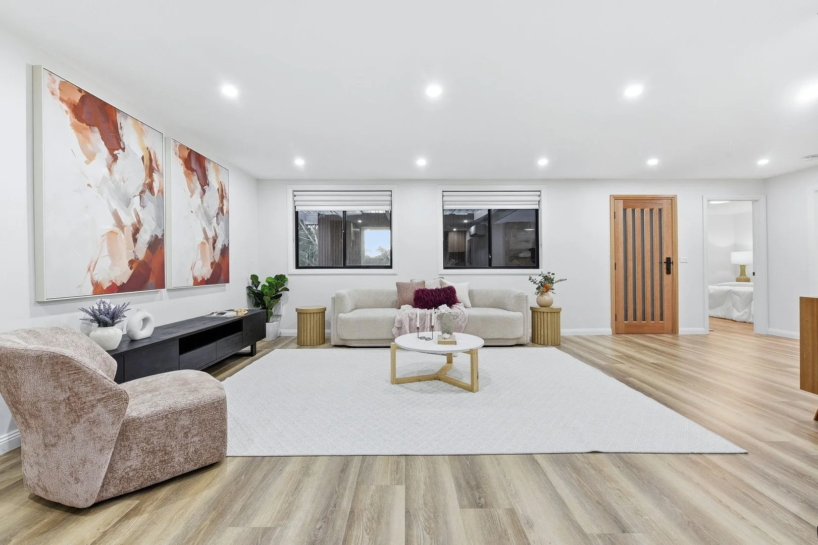 327 Corrigan Road, Keysborough VIC 3173