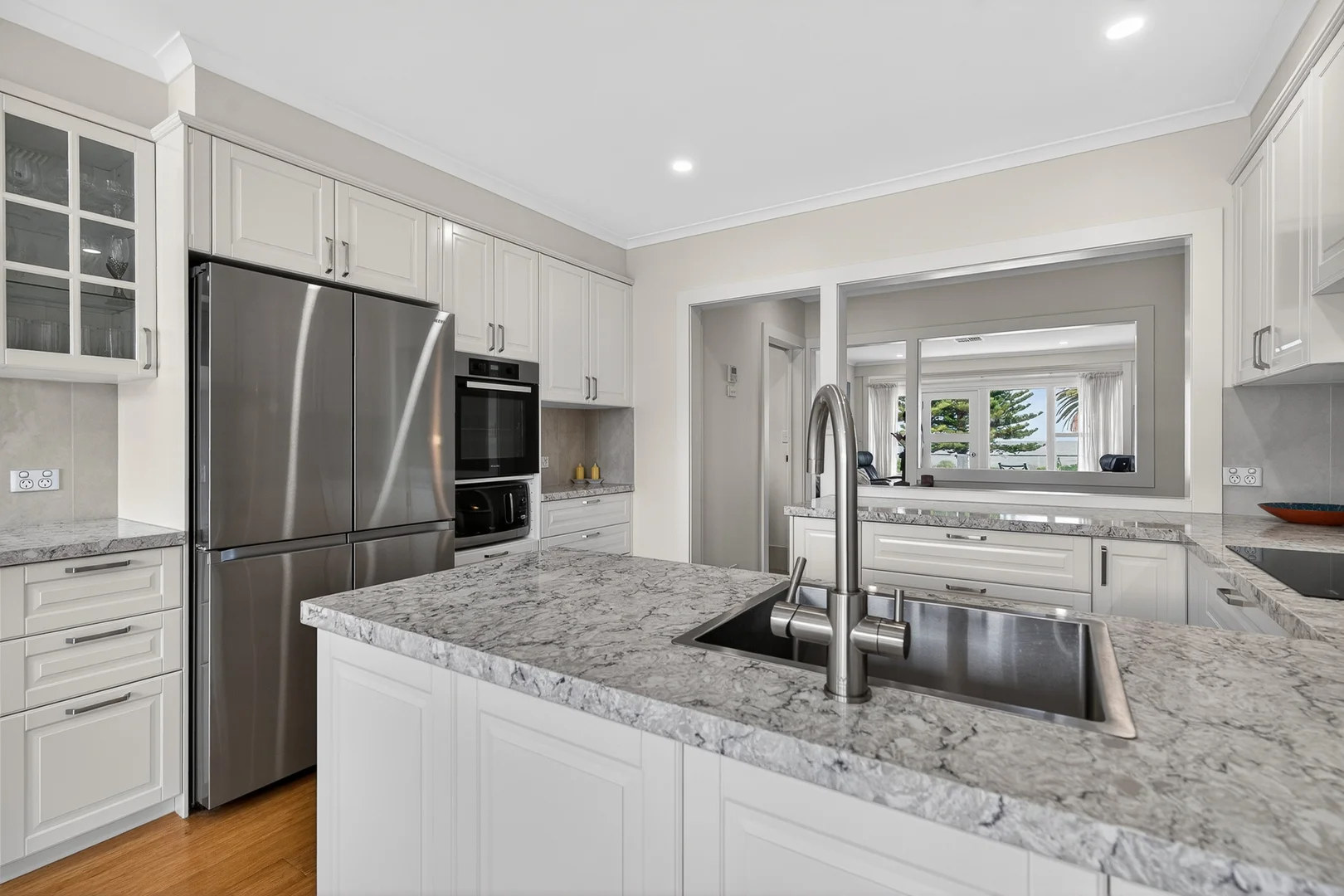 Additional image 12 of Unit 8/22 Esplanade, Victor Harbor SA 5211