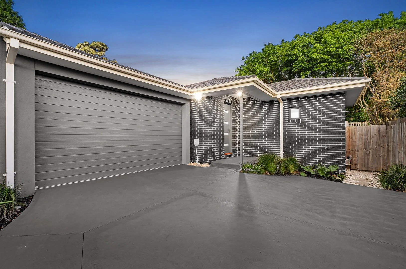 1/28 Coromandel Crescent South, Knoxfield VIC 3180