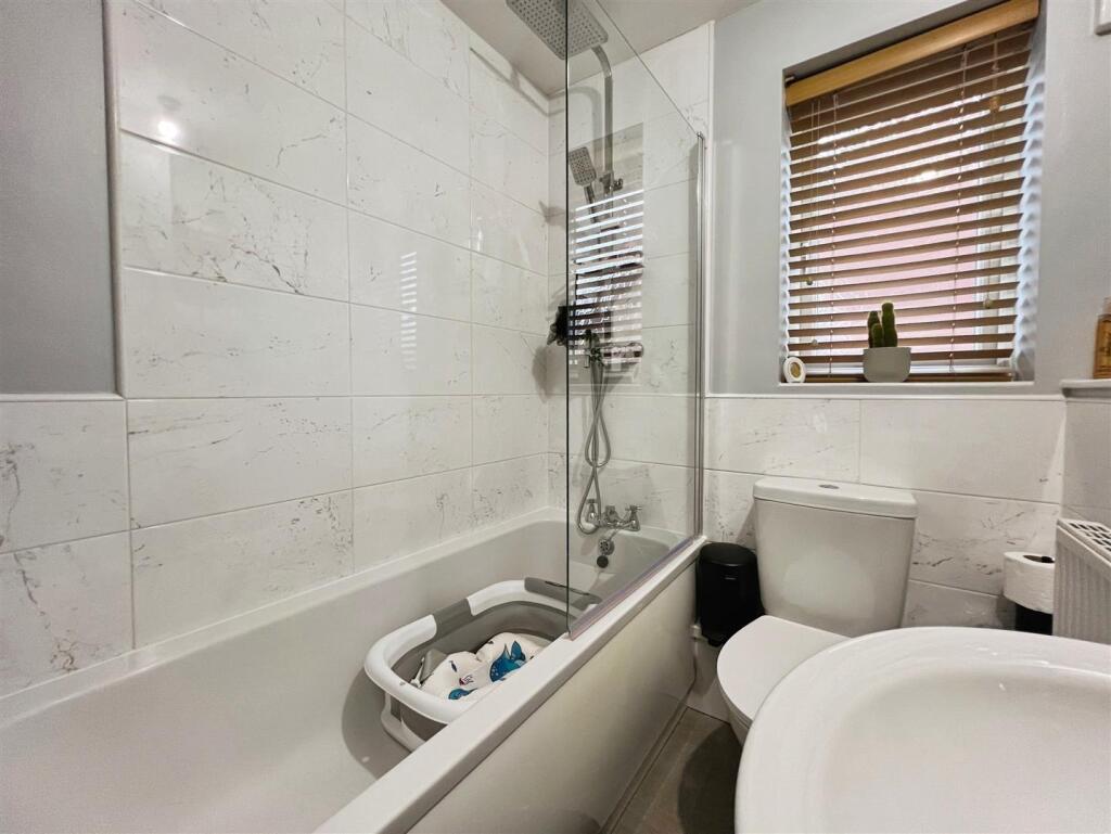 Additional image 18 of Blackthorne Close, Bradford, BD2 3DZ