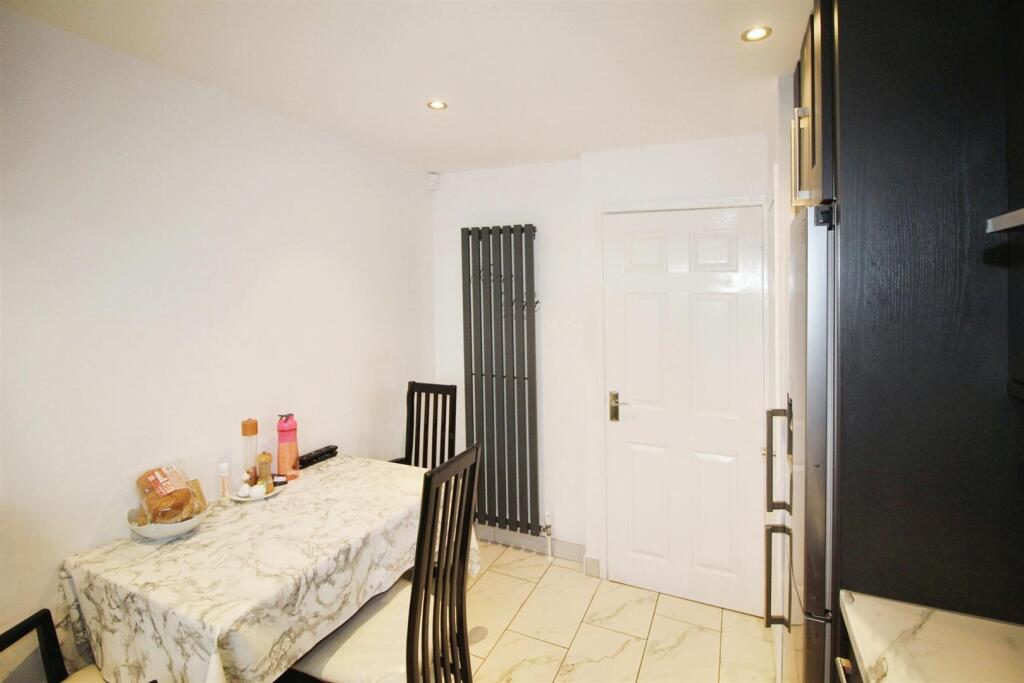 Additional image 9 of Lichfield Mount, Bradford, BD2 1NX