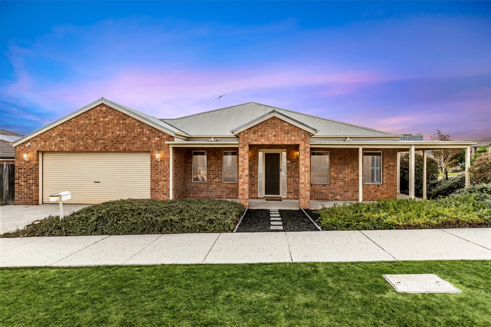 16 Thwaites Close, Highton VIC 3216
