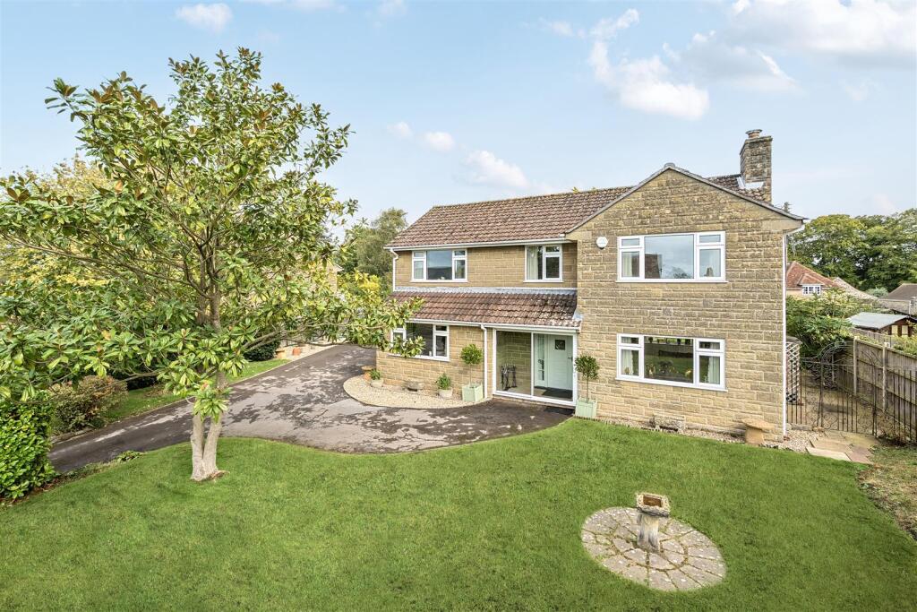 Castle Cary Road, North Cadbury, Somerset