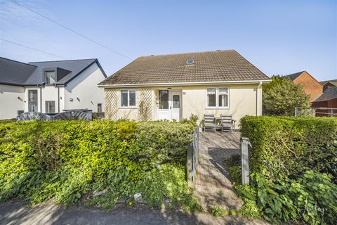 Rossers Field, Mumbles, Swansea SA3