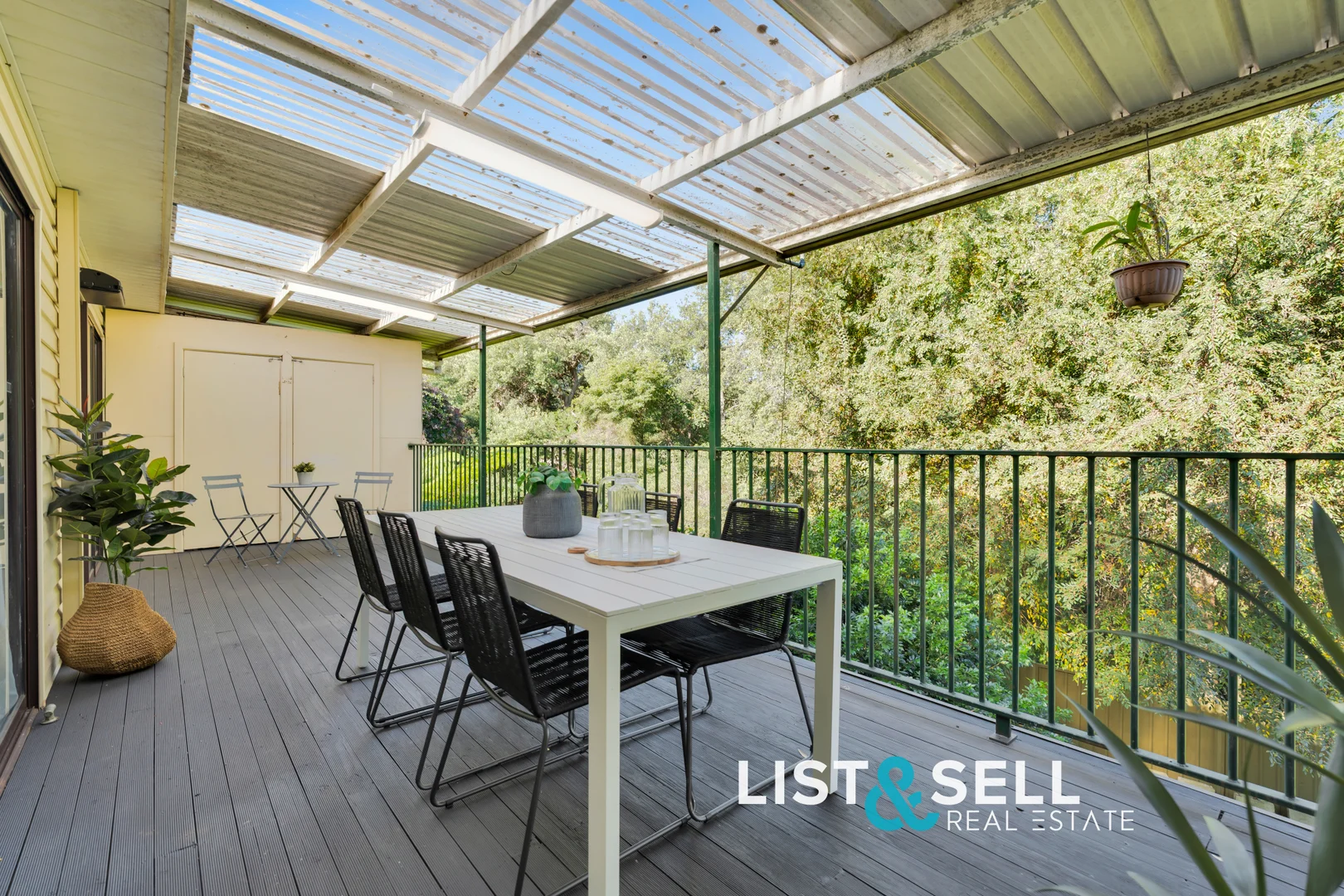 Additional image 15 of 35 Canberra Crescent, Campbelltown NSW 2560