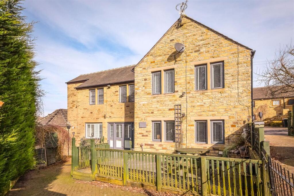 Lower Wyke Green, Wyke, Bradford