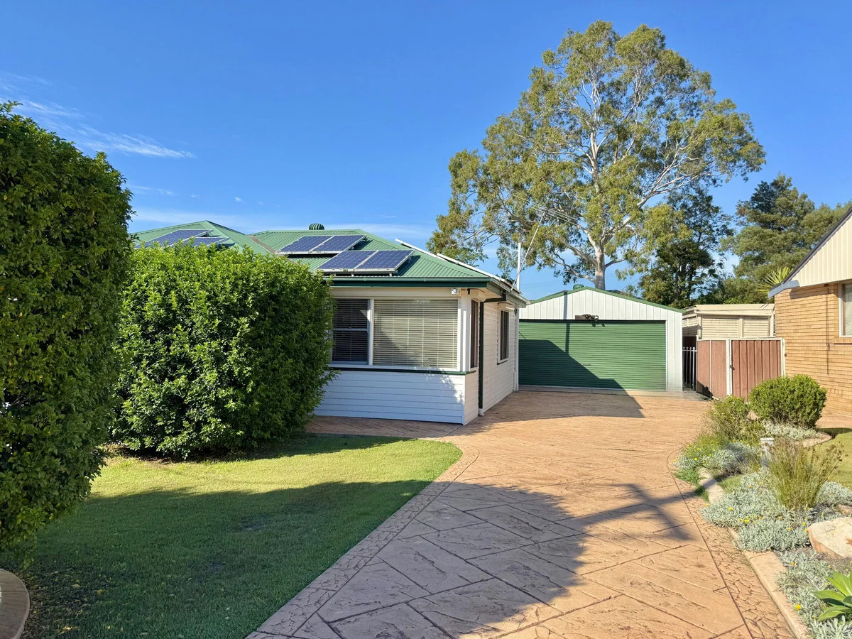 43 Alexandra Avenue, Rutherford NSW 2320