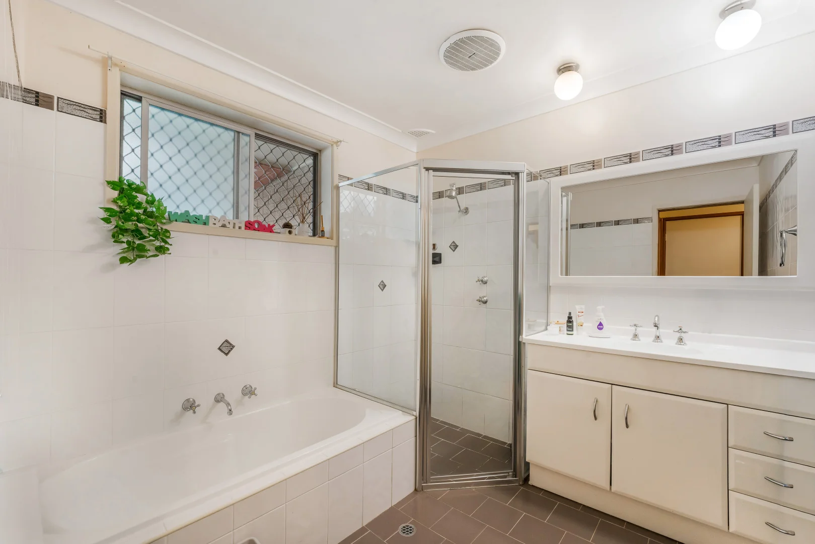 Additional image 8 of 66 Macquarie Avenue, Campbelltown NSW 2560