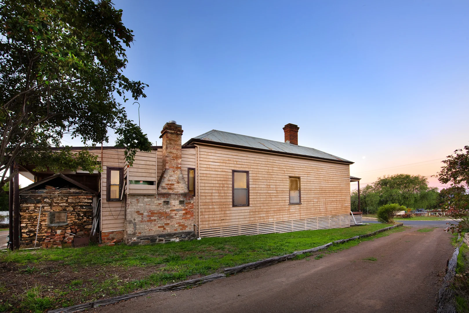 Additional image 15 of 10 Phoenix Street, Maldon VIC 3463