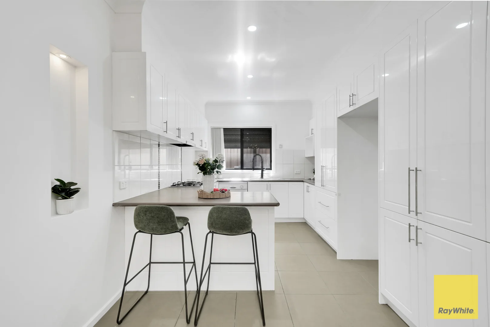Additional image 7 of 28 Ironbark Grove, Burnside Heights VIC 3023