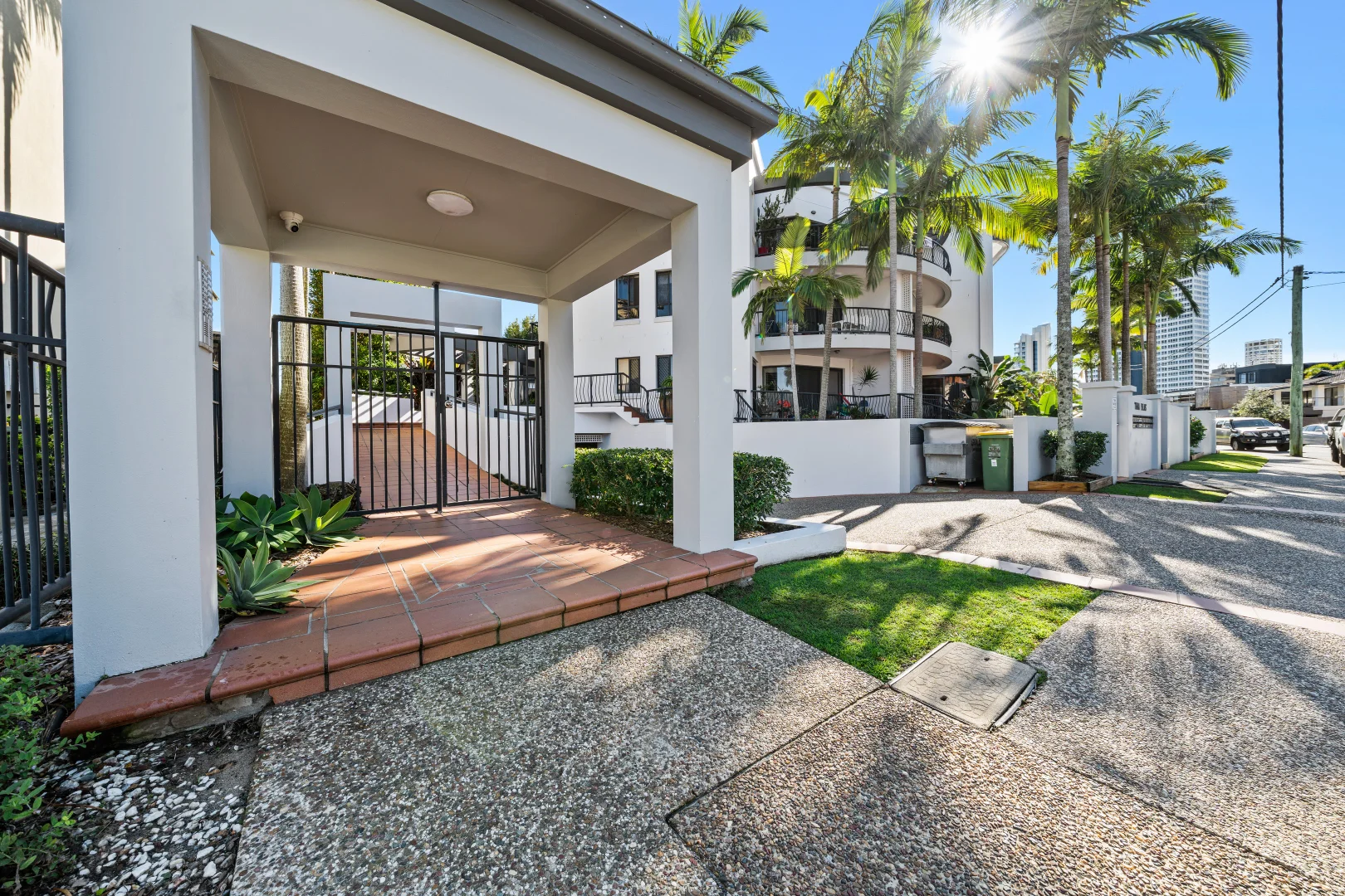 Additional image 9 of 11/10-16 Tarcoola Crescent, Chevron Island QLD 4217
