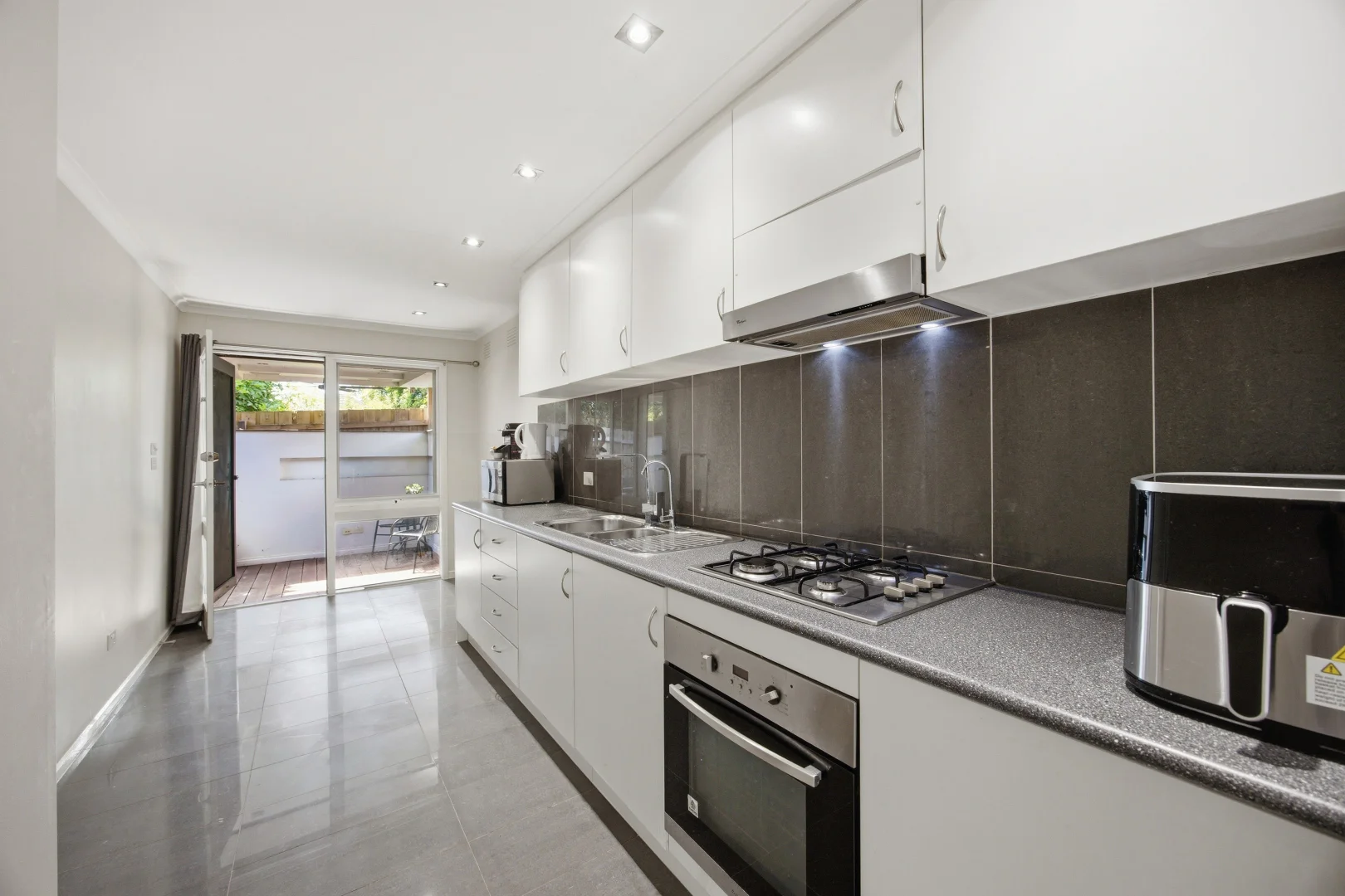 Additional image 3 of 4/10 Barkly Street, Ringwood VIC 3134
