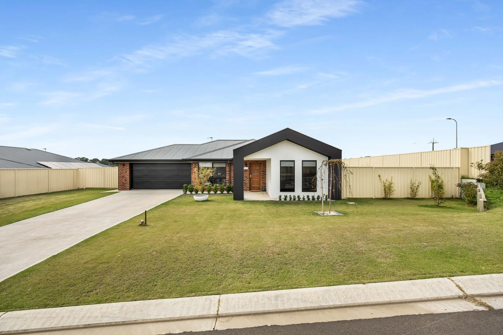 11 Montbretia Court, Worrolong SA 5291