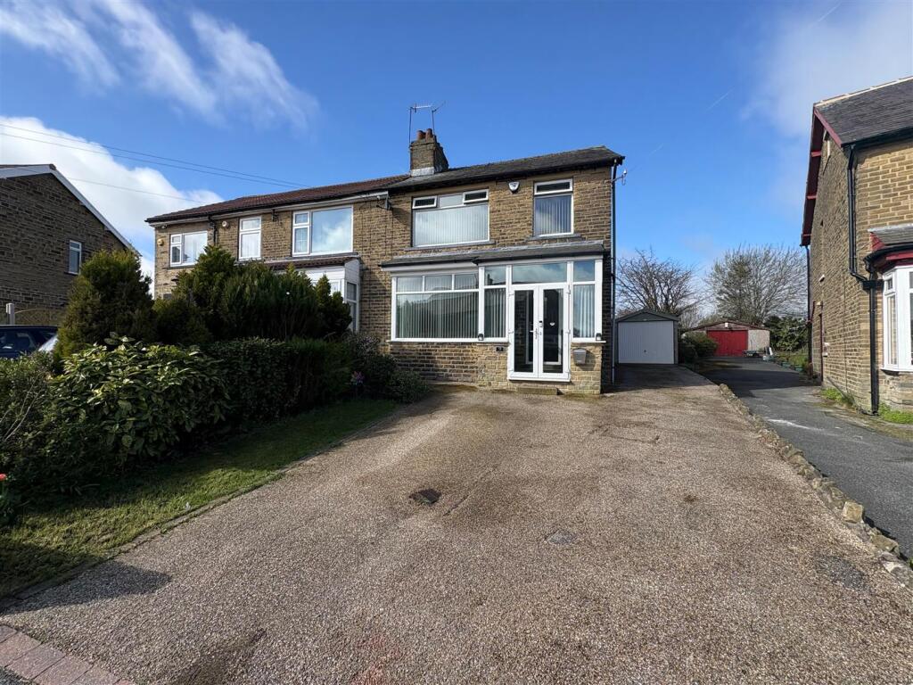 Fieldway, Clayton, Bradford