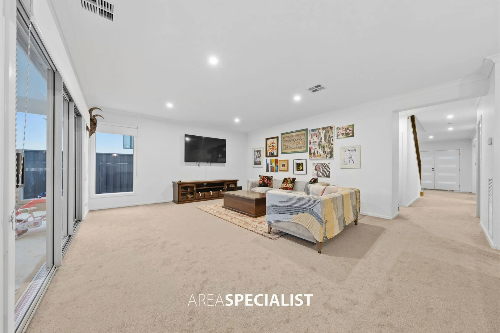 Additional image 11 of 8 Cavern Boulevard, Clyde North VIC 3978