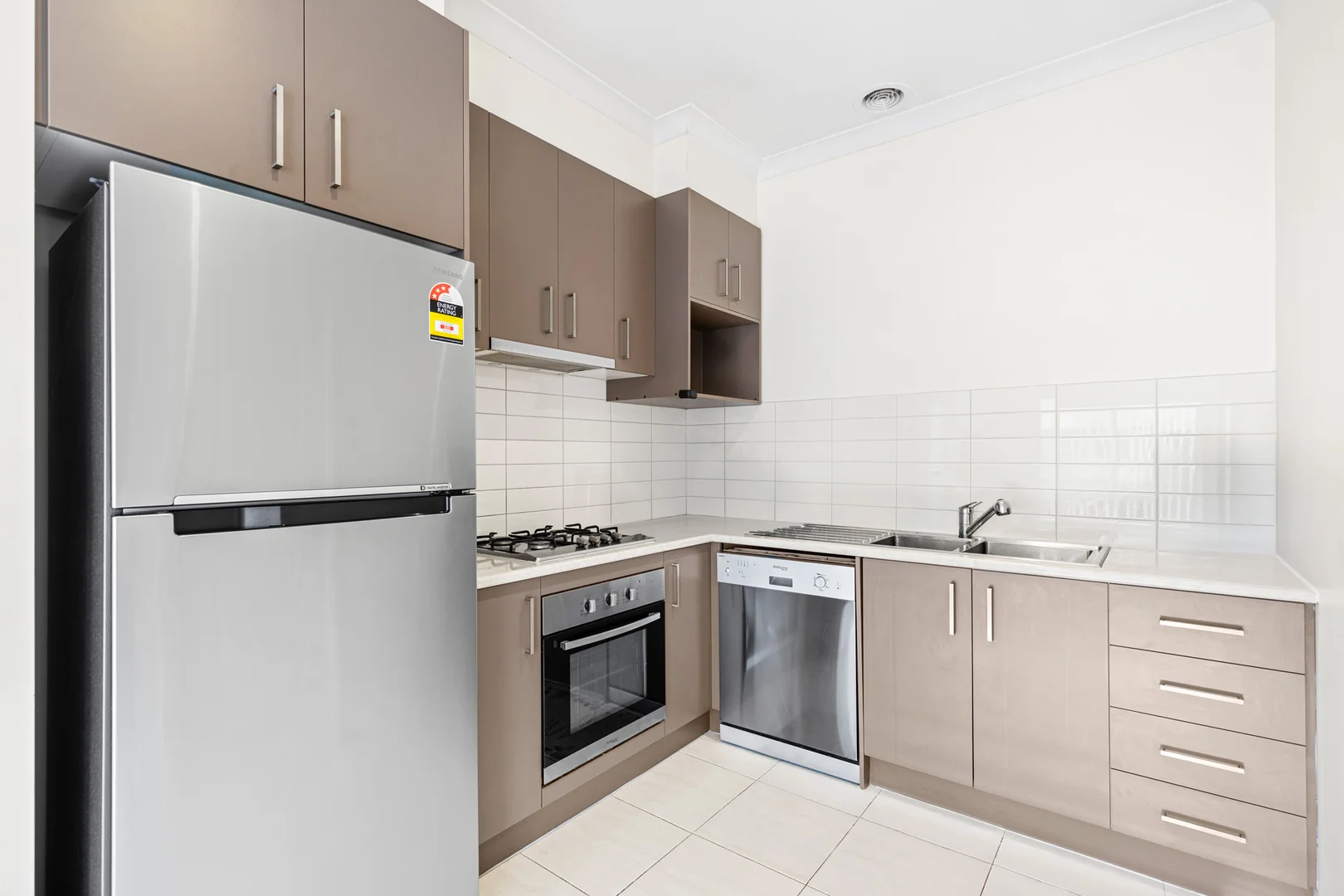 Additional image 6 of 2/7 Orlando Drive, Truganina VIC 3029