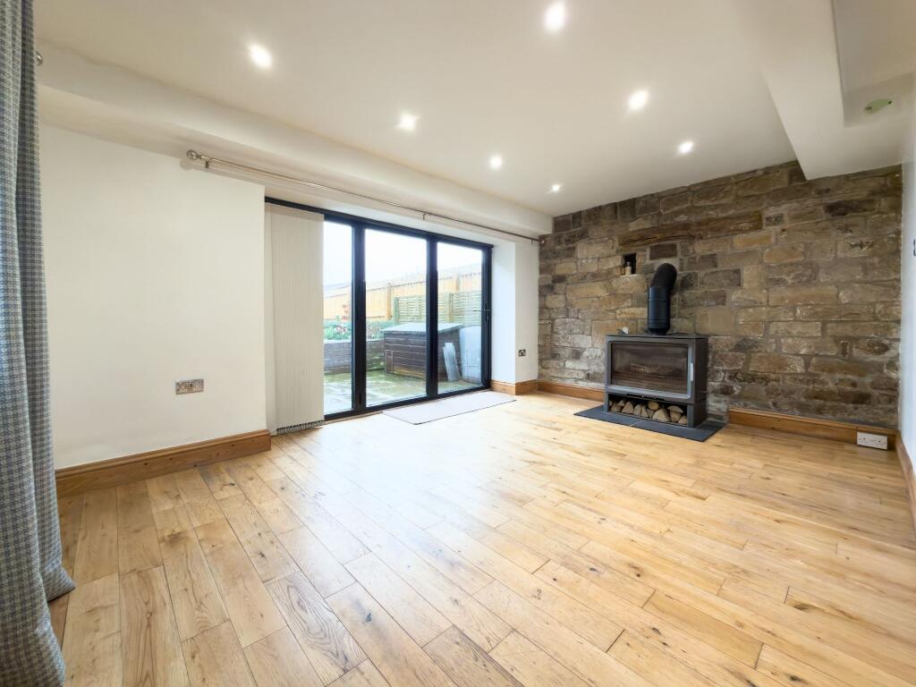 Additional image 8 of Saxon Court, Wyke, BD12 8EW