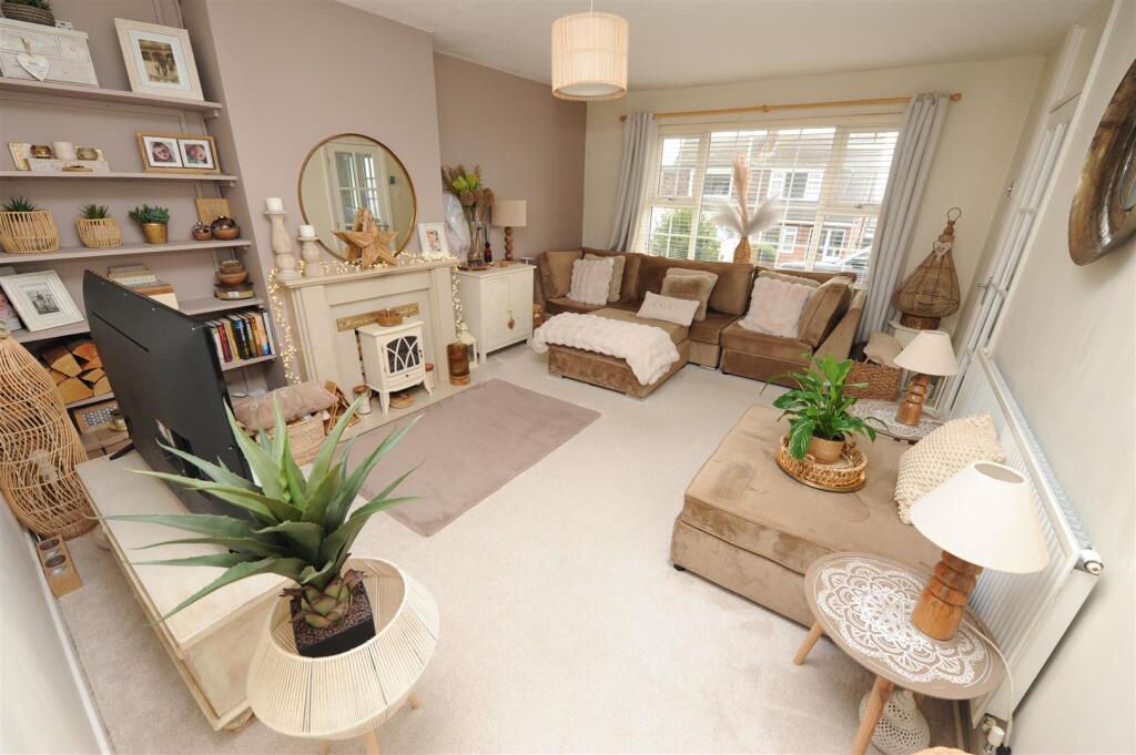 Additional image 2 of Bredon Avenue, Wrose, Shipley